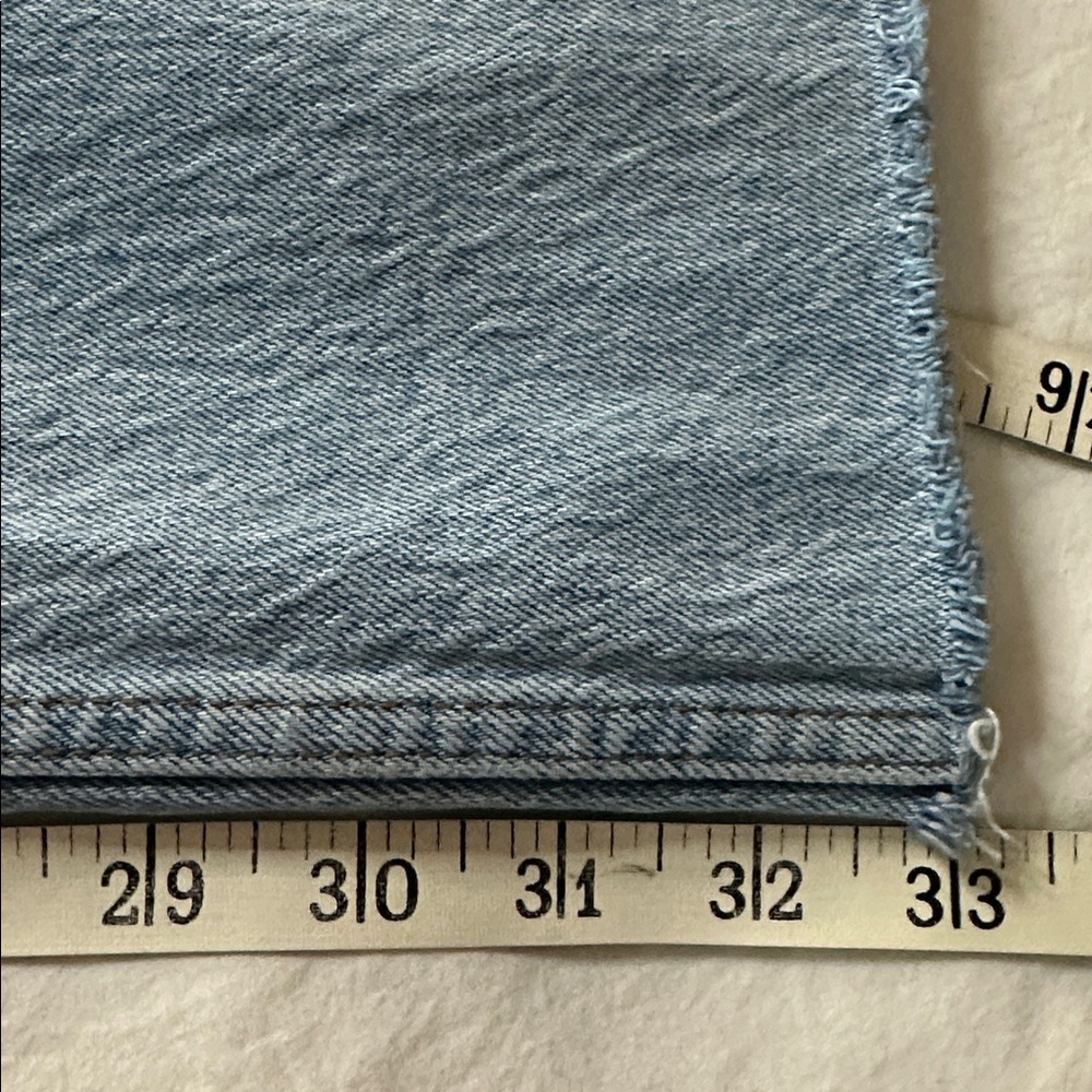 Abercrombie & Fitch Curve Love Mid Rise Straight Jean Size 28 - Picture 11 of 11
